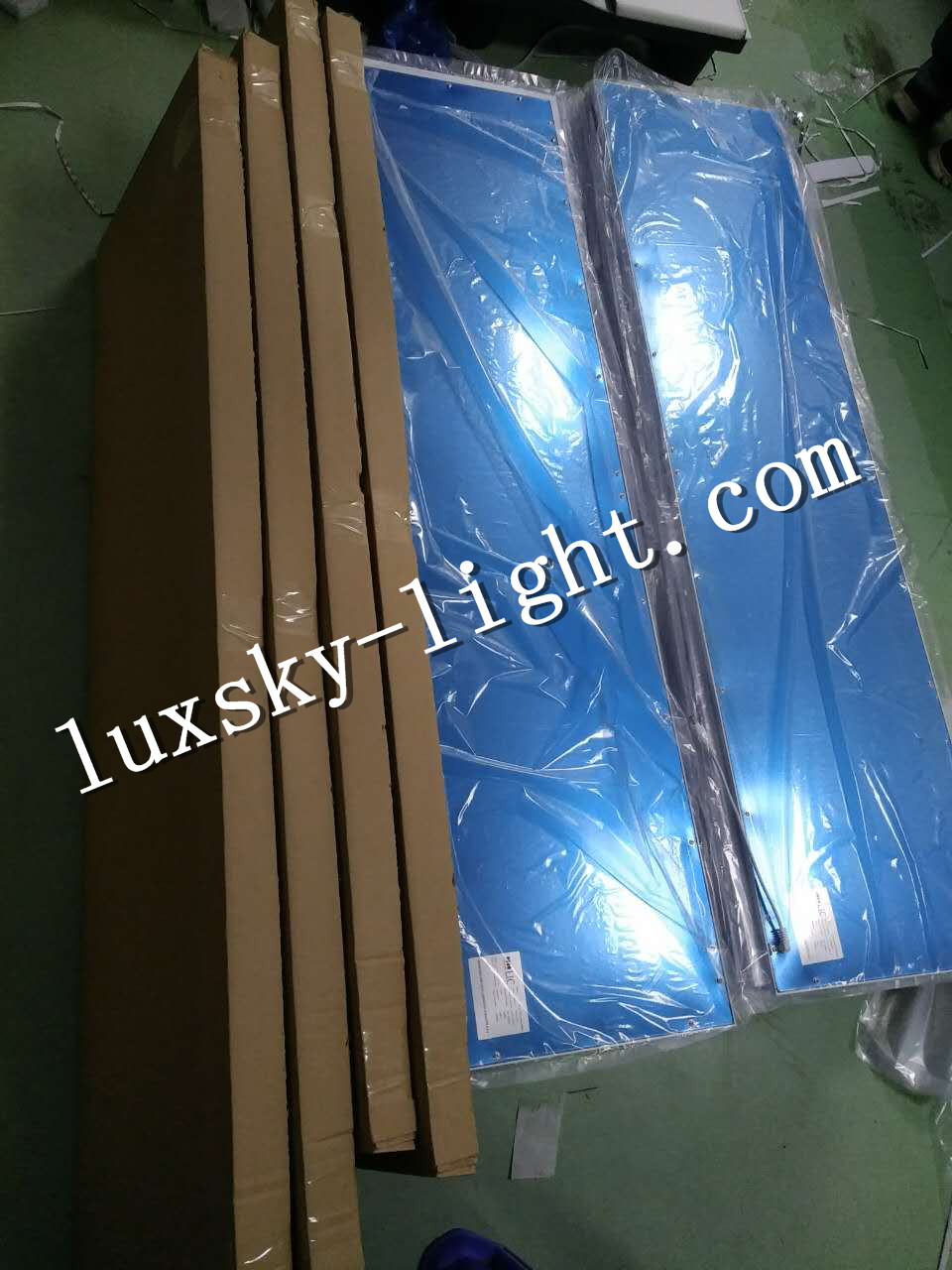 600x 1200cm led panel light withUL and DLC.jpg 600x 1200cm led panel light withUL and DLC.jpg