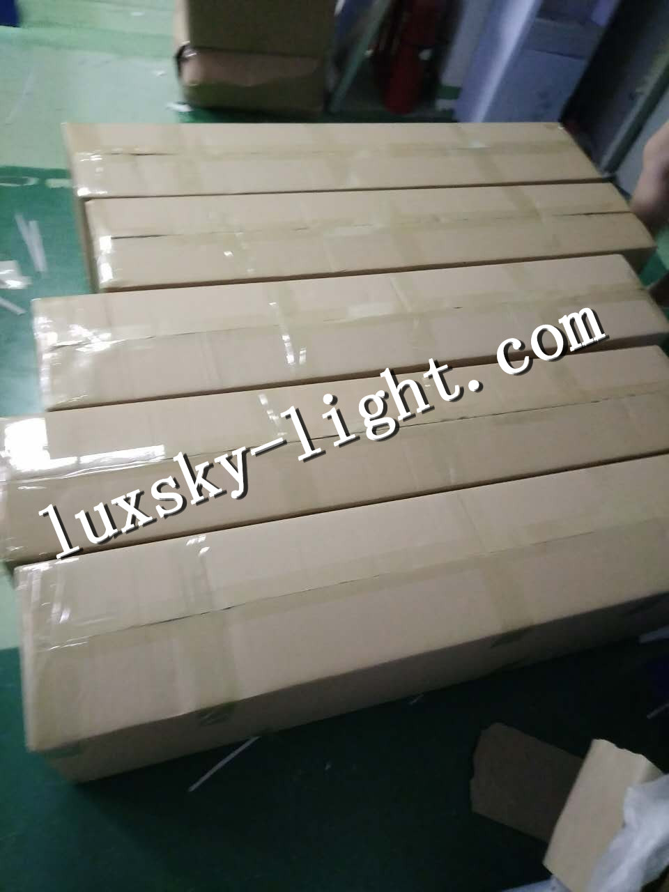 2'x4' UL TUV DLC led panel light.jpg