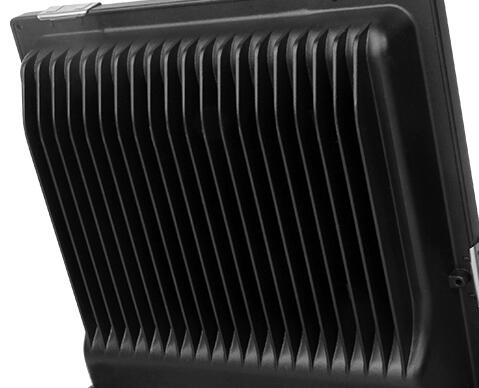 IP65 flood light RGB CCT.jpg