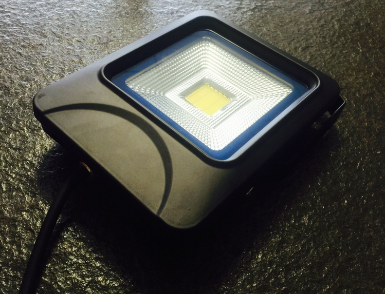led flood light front side